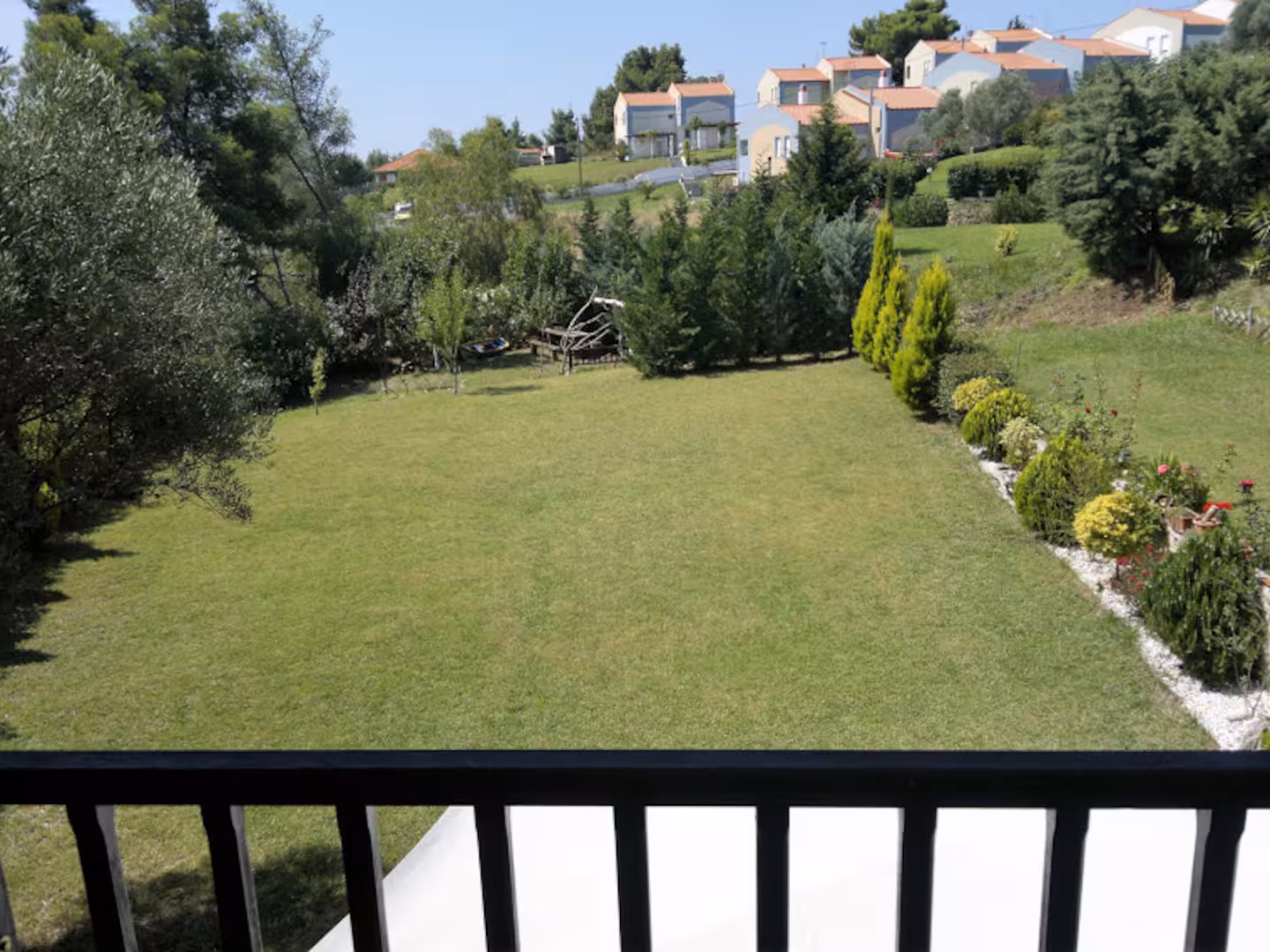 Garden House - Image 25
