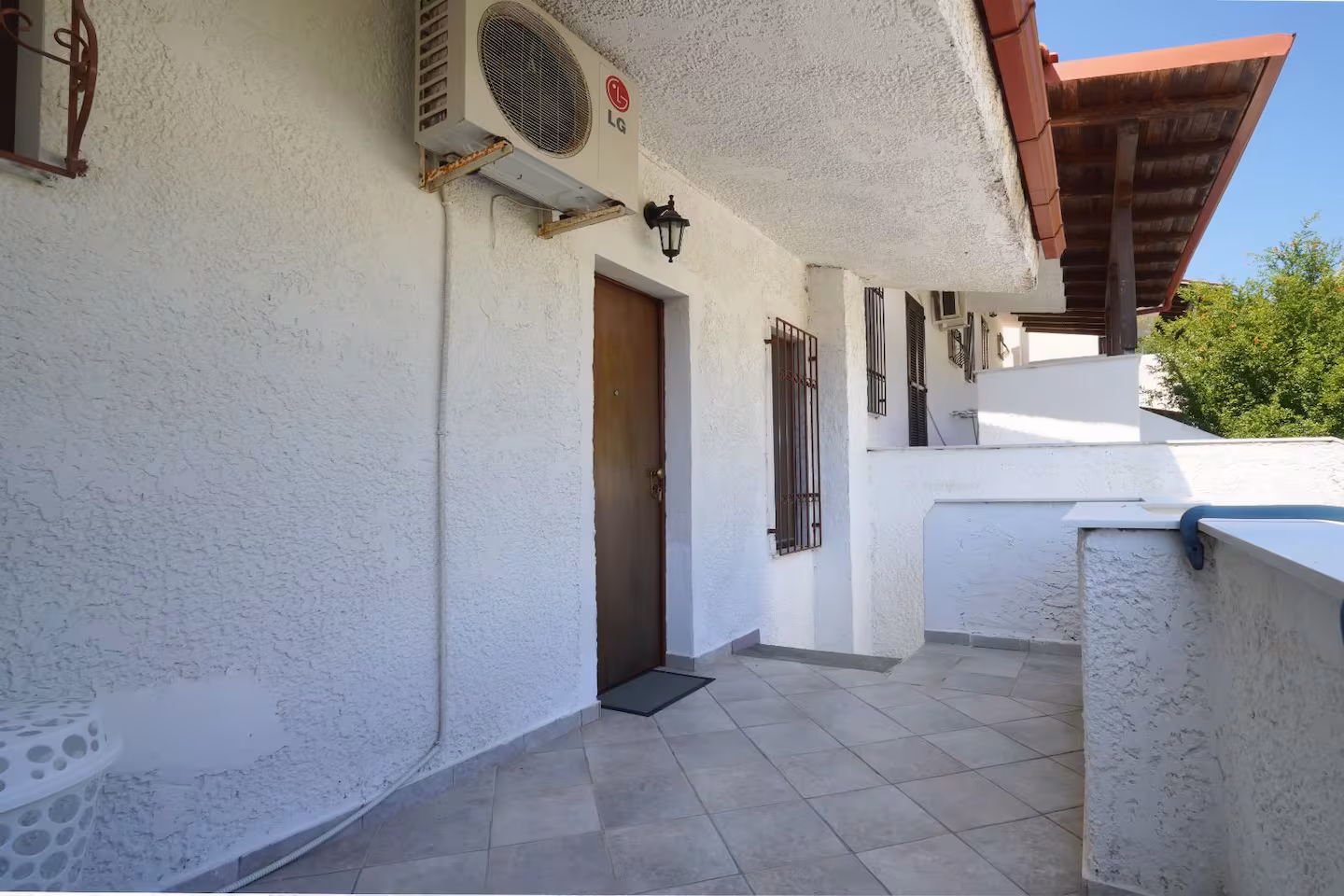 Garden House - Image 30