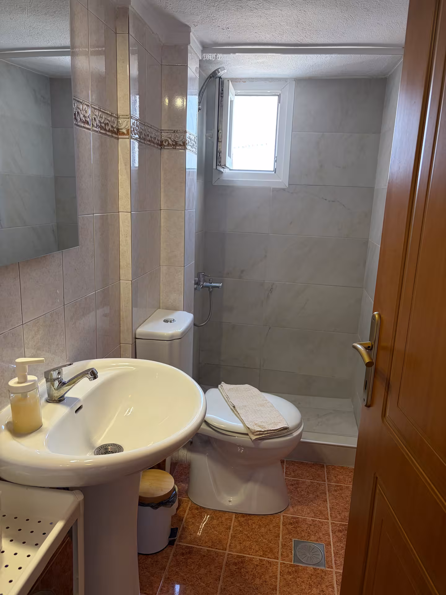 Rodou Apartment - Image 3